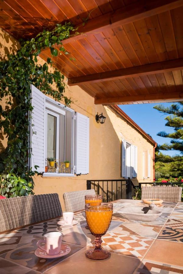 Appartamento Casa Arokaria Pendarianá Esterno foto