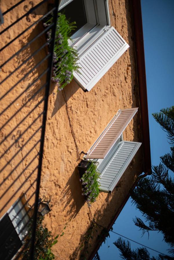 Appartamento Casa Arokaria Pendarianá Esterno foto