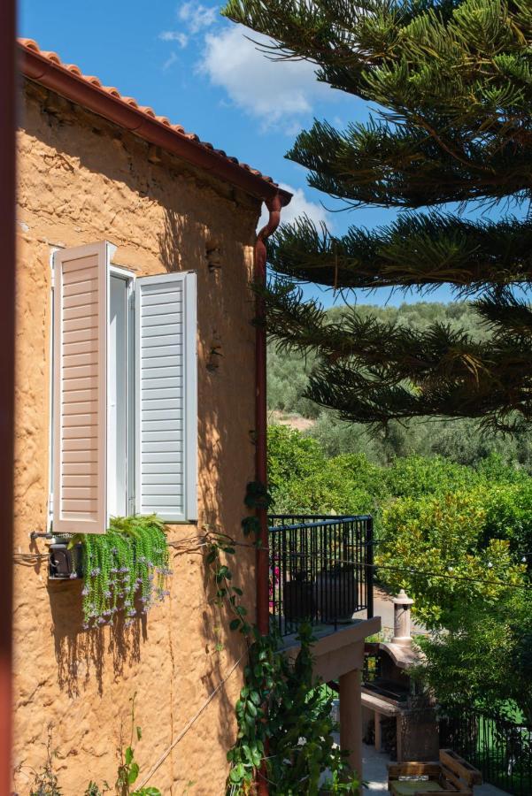 Appartamento Casa Arokaria Pendarianá Esterno foto